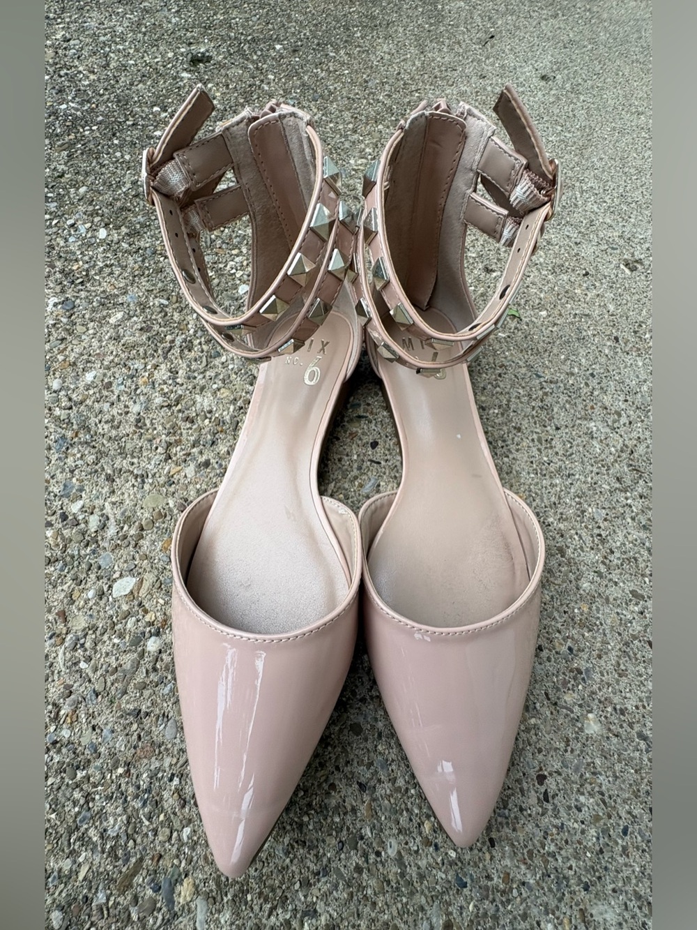 Mix No. 6 Nude Patent Leather Pointed-Toe Studded Ankle-Strap Flats Size 6